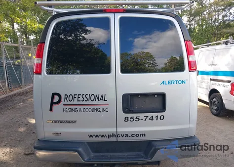 2022 Chevrolet Express Cargo Rwd 2500 Regular Wheelbase Wt z USA, uszkodzony, nr VIN 1GCWGAF77N1203159